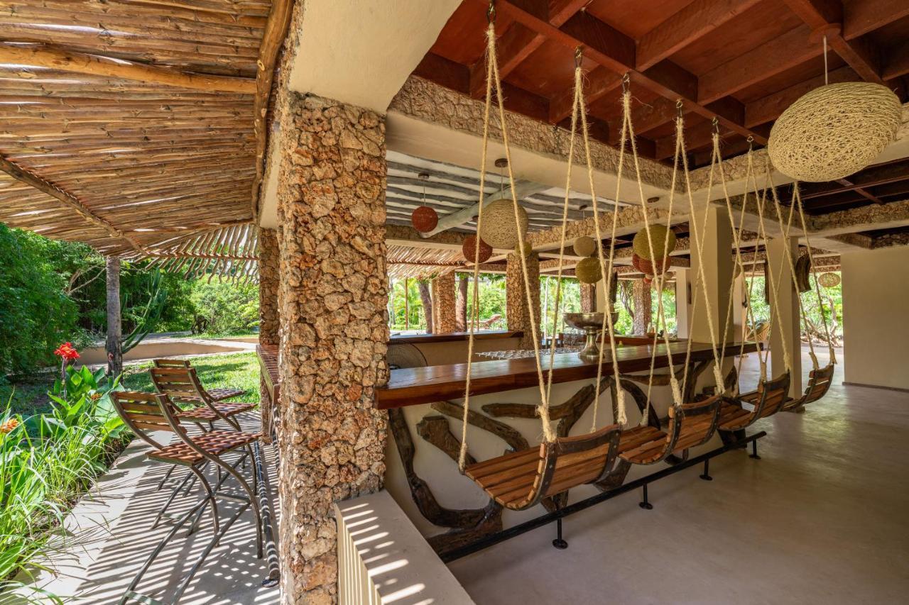 לינה וארוחת בוקר דיאני ביץ' Tombo House מראה חיצוני תמונה