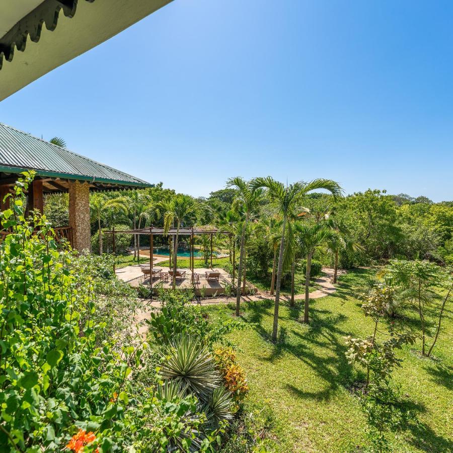 לינה וארוחת בוקר דיאני ביץ' Tombo House מראה חיצוני תמונה